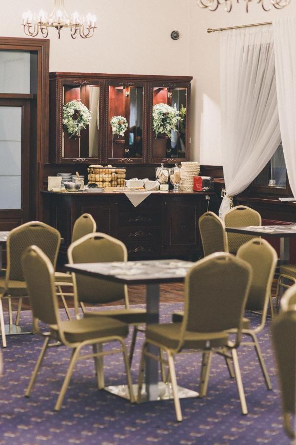 Hotel Czardasz Spa & Wellness Płock Dış mekan fotoğraf