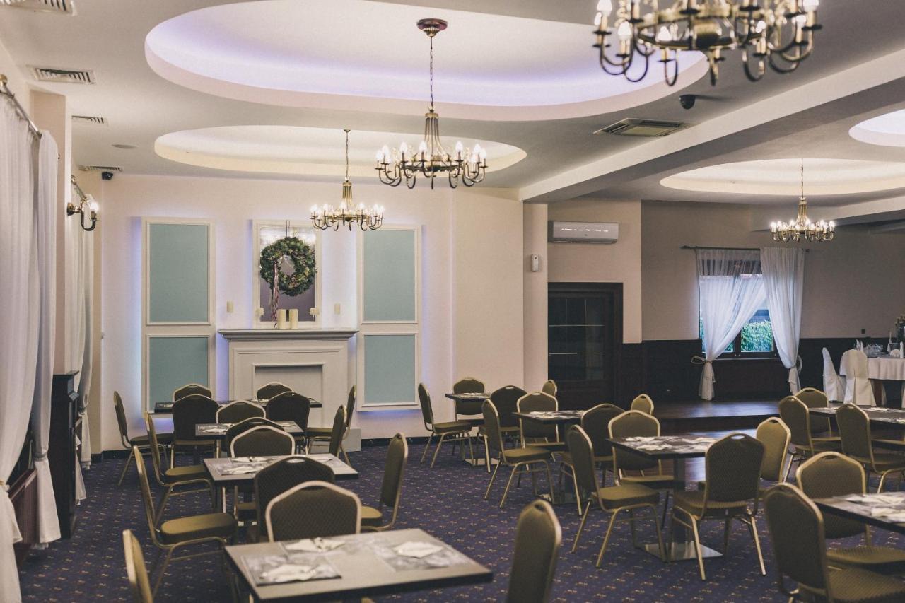 Hotel Czardasz Spa & Wellness Płock Dış mekan fotoğraf