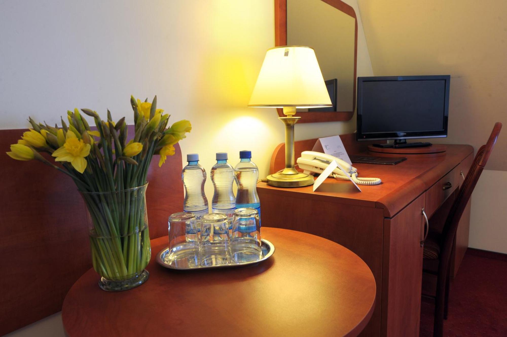 Hotel Czardasz Spa & Wellness Płock Oda fotoğraf