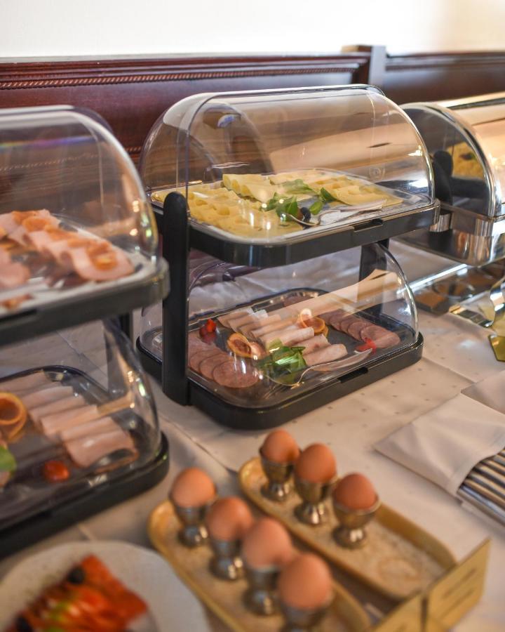 Hotel Czardasz Spa & Wellness Płock Dış mekan fotoğraf